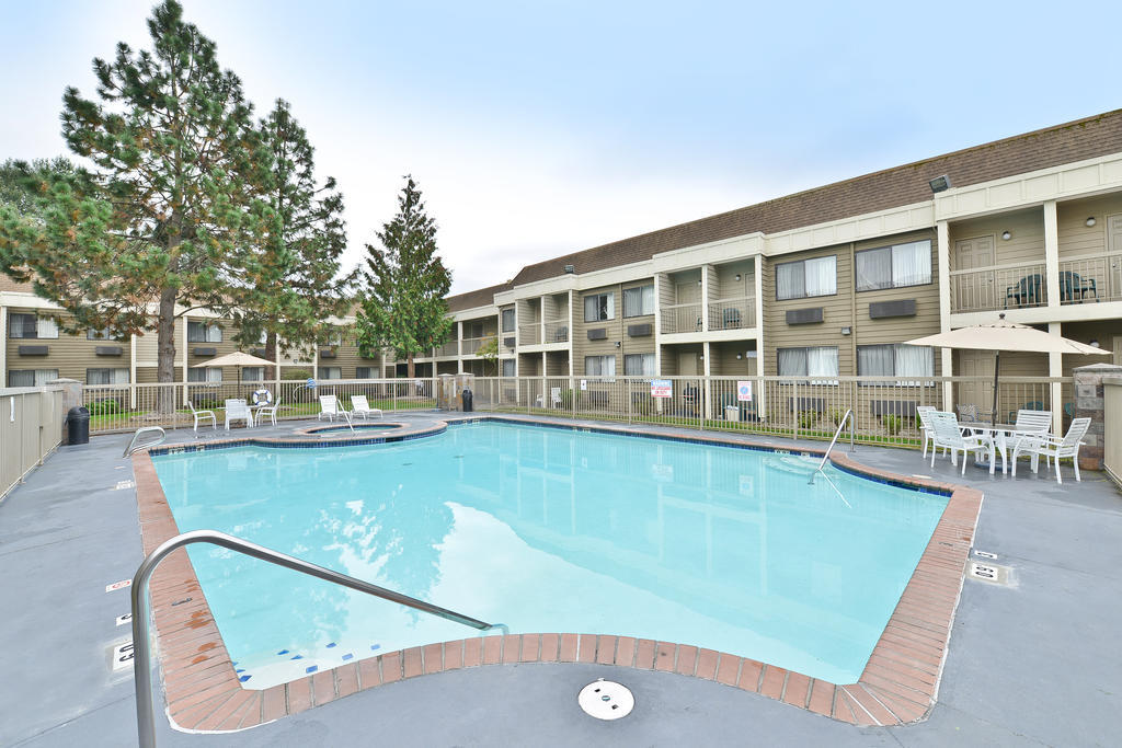 Ramada By Wyndham Kent Seattle Area Ξενοδοχείο Εξωτερικό φωτογραφία