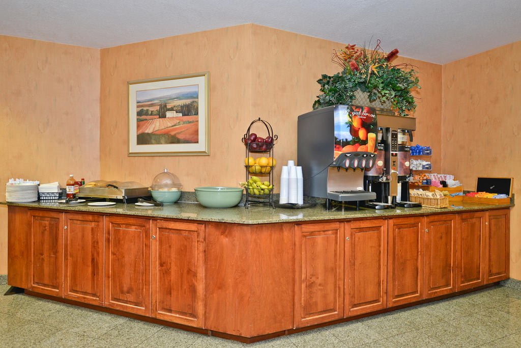 Ramada By Wyndham Kent Seattle Area Ξενοδοχείο Εξωτερικό φωτογραφία